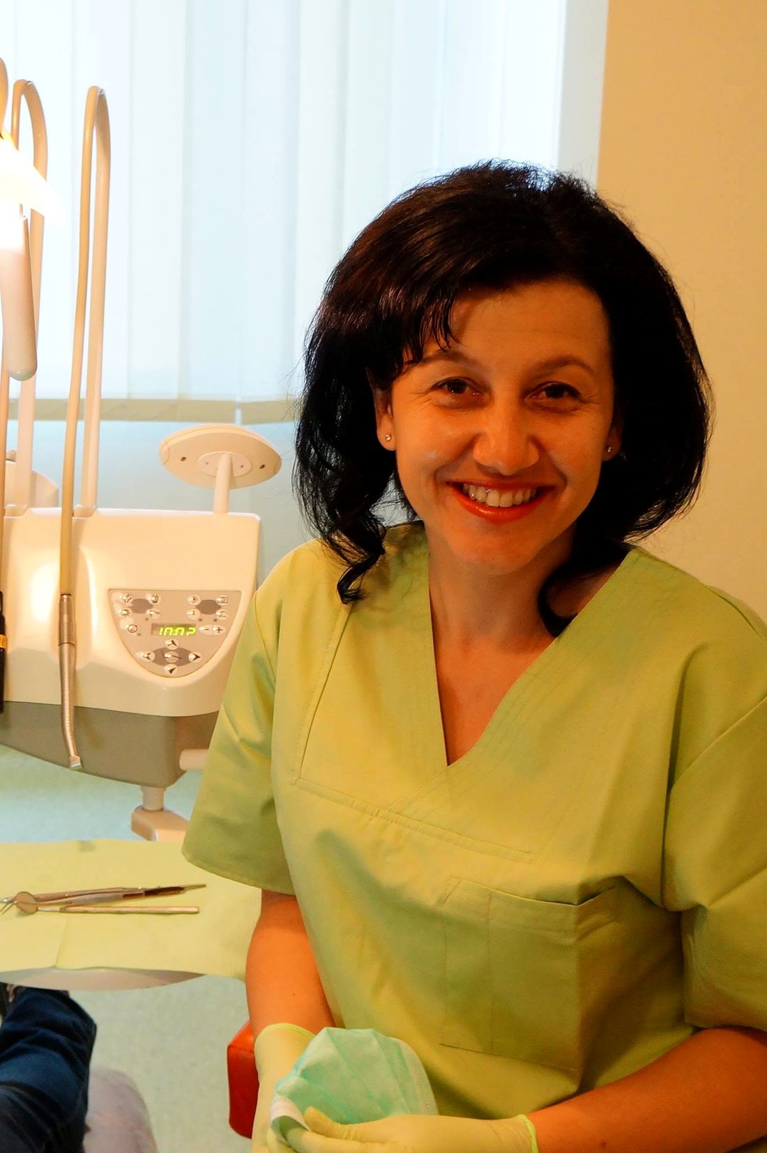 Dr. Ani Florentina, medic primar medicină dentară